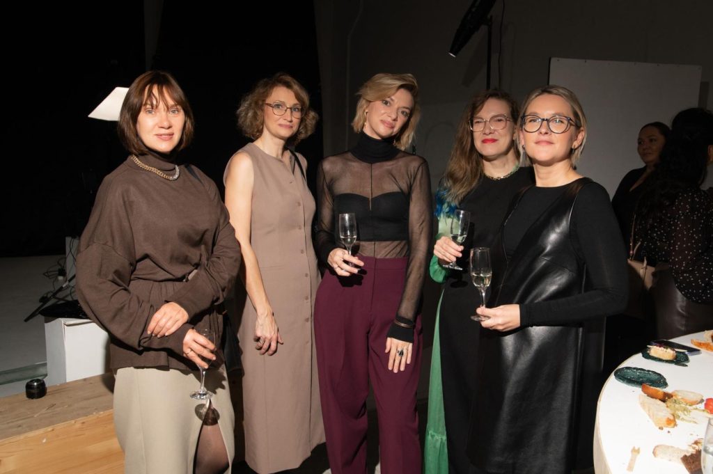 НЕДЕЛЯ ДИЗАЙНА 2025. Презентация Repin glass, 16 октября.