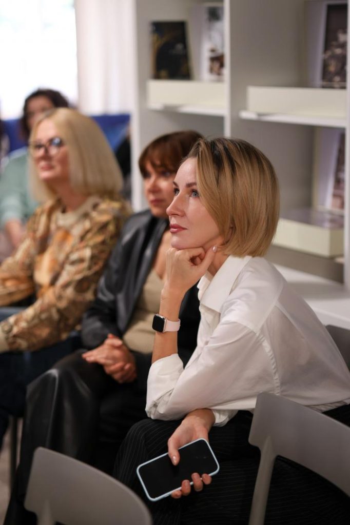 НЕДЕЛЯ ДИЗАЙНА 2025. Лекция в салоне интерьера Караван, 17 октября.