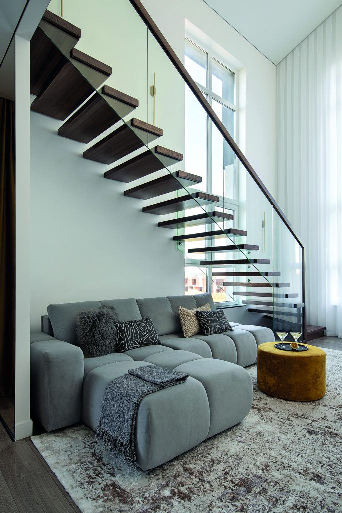 Диванные эксперты