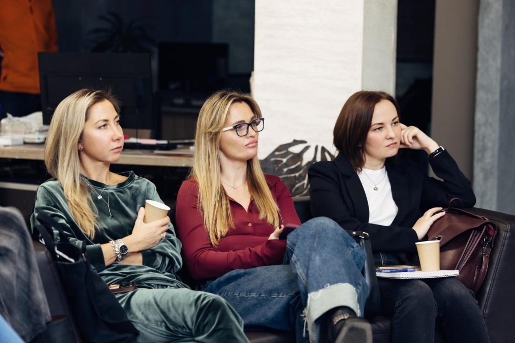 Занятие по колористике в магазине-мастерской «Маляр», 25 ноября 2025 г.