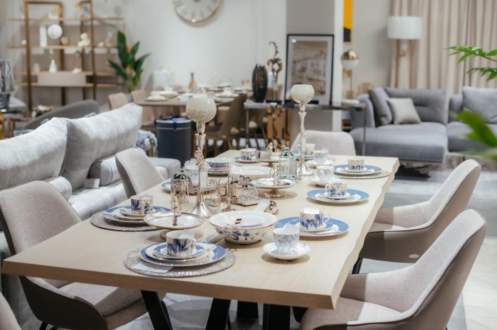 Практикум «Ступеней» по дизайну гостиной в Garda Decor, 4 декабря 2025 г.